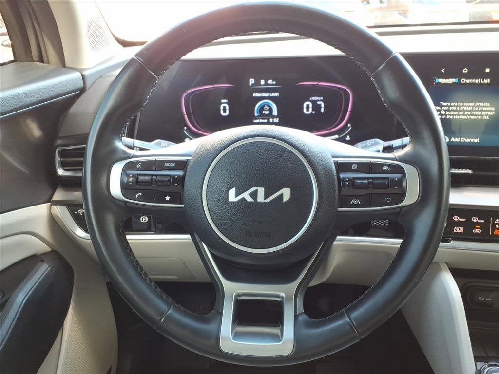 Used 2025 Kia Sportage EX image 23