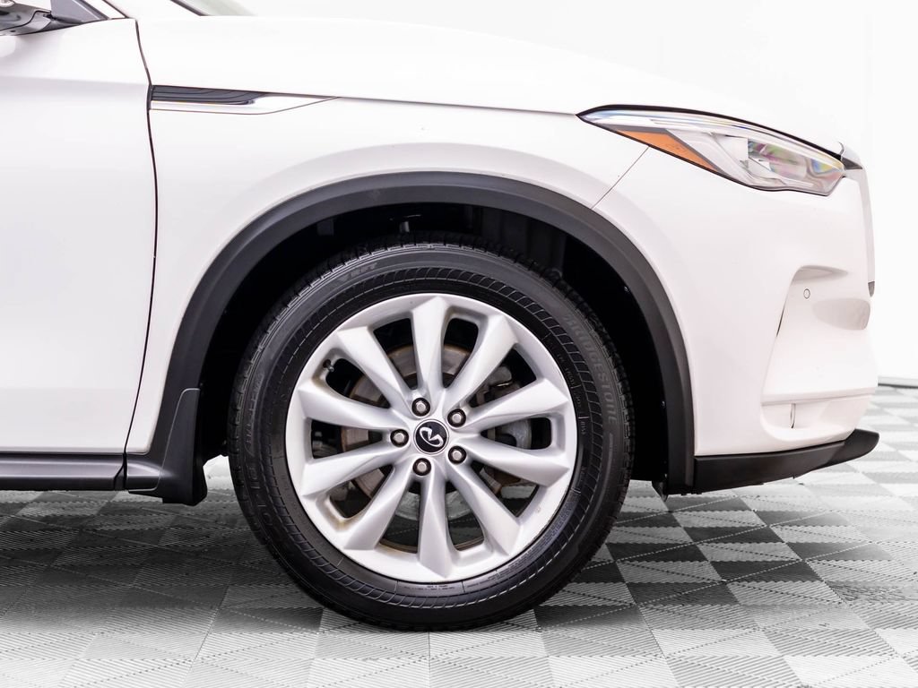 Used 2019 INFINITI QX50 Essential w/ Premium Heat Package AWD/4WD image 37