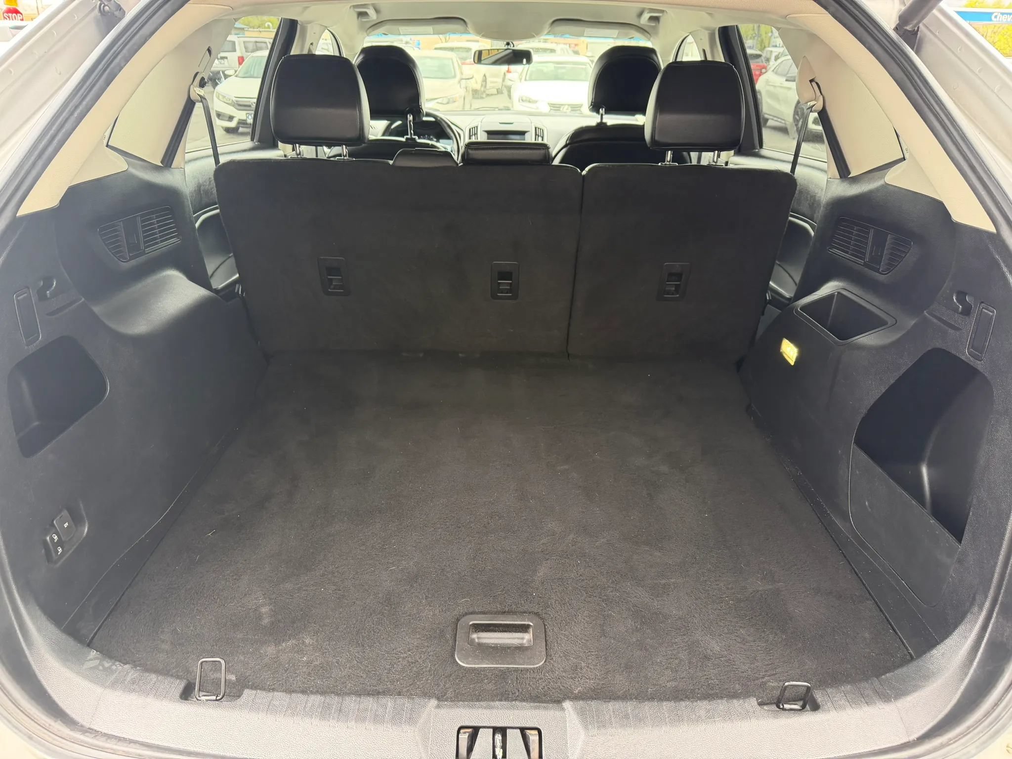 Used 2015 Ford Edge SEL w/ Equipment Group 201A AWD/4WD image 19