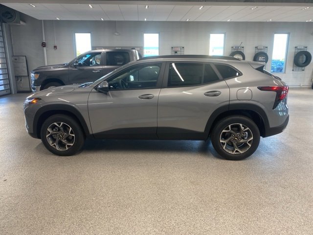 New 2025 Chevrolet Trax LT image 9