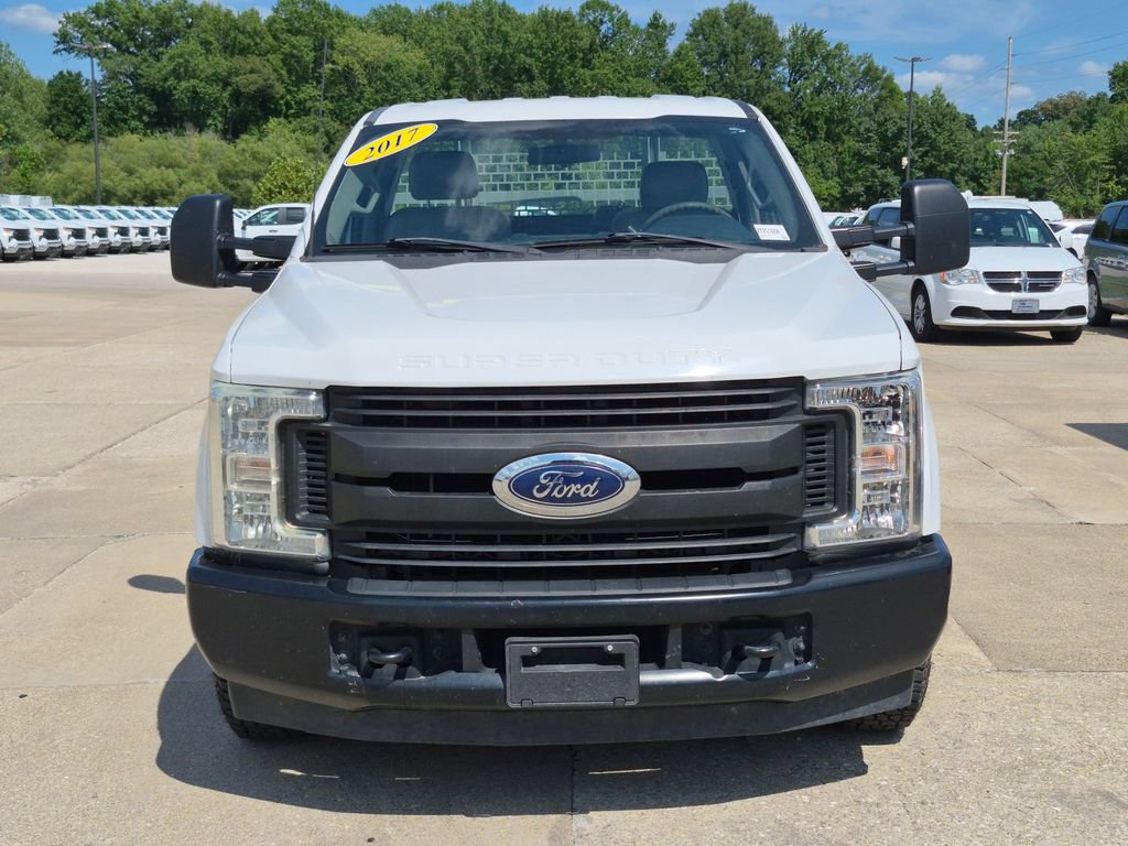 Used 2017 Ford F250 XL RWD image 2