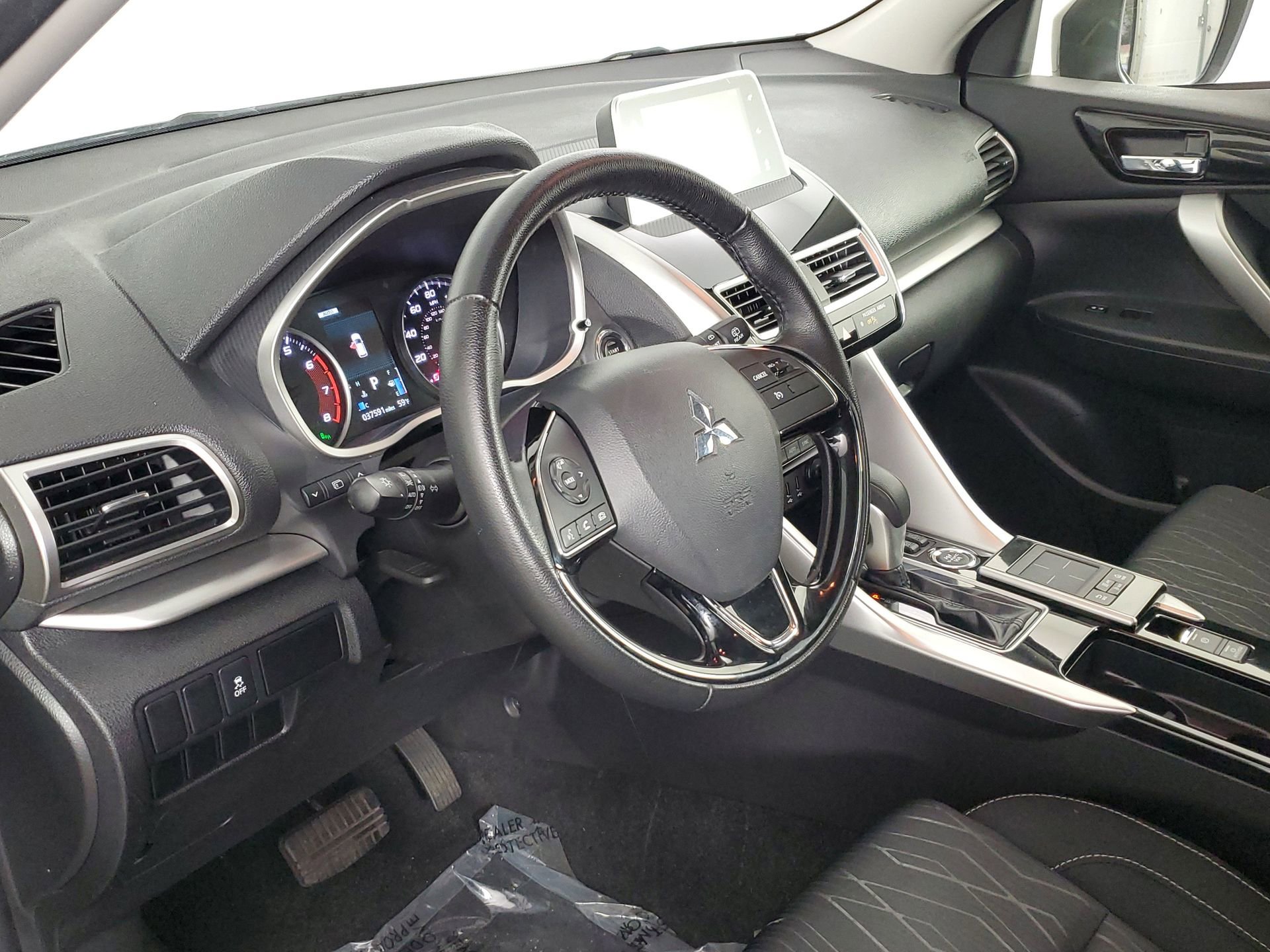 Used 2019 Mitsubishi Eclipse Cross SE image 23
