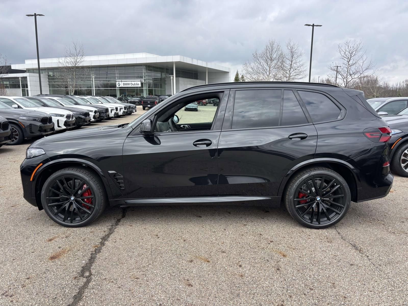 New 2026 BMW X5 M60i image 8