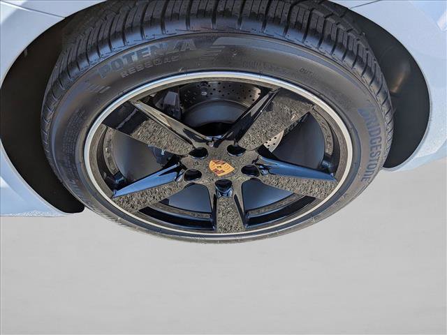 Used 2016 Porsche Cayman image 19