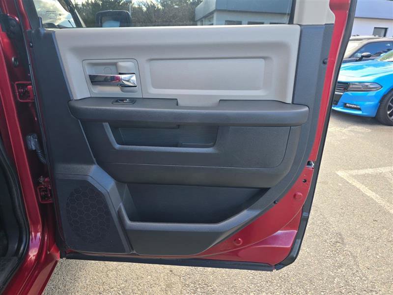 Used 2012 RAM 1500 Big Horn w/ Luxury Group image 31