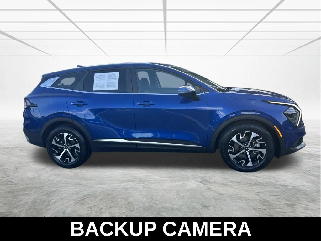 Used 2025 Kia Sportage EX FWD image 4
