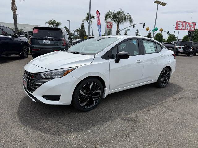 New 2025 Nissan Versa SR w/ Trunk Package FWD image 3