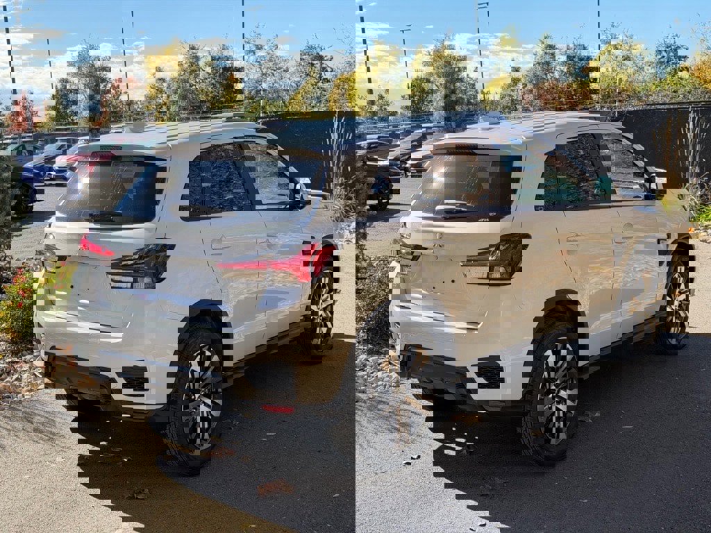 New 2025 Mitsubishi Outlander Sport ES image 5