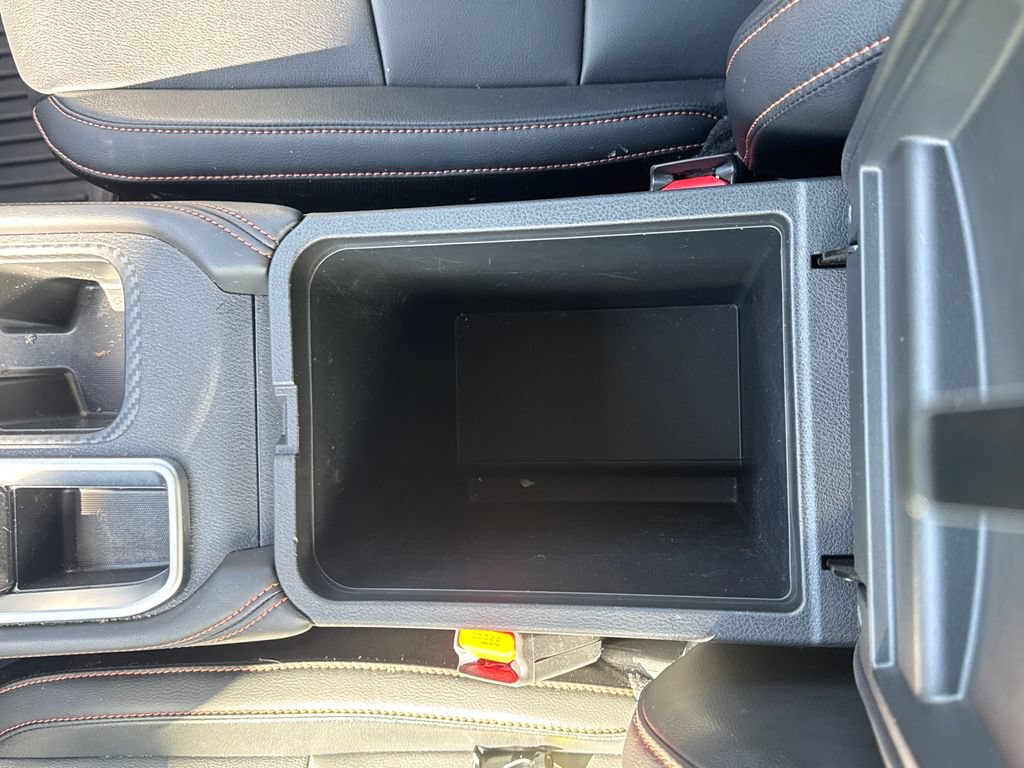 Used 2023 Nissan Sentra SR w/ SR Premium Package FWD image 20