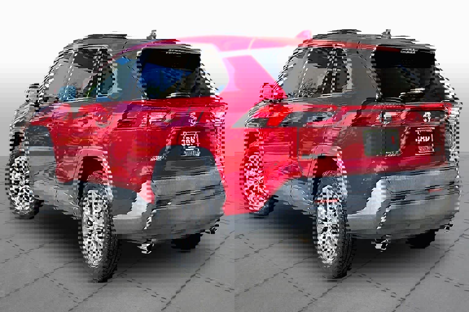 Used 2019 Toyota RAV4 XLE Premium w/ Cold Weather Package image 12