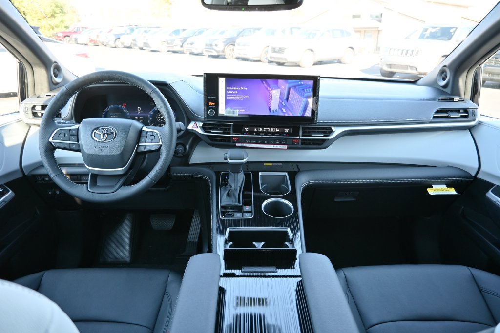New 2026 Toyota Sienna XSE AWD/4WD image 21