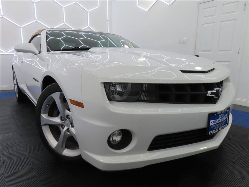 Used 2013 Chevrolet Camaro SS RWD image 3