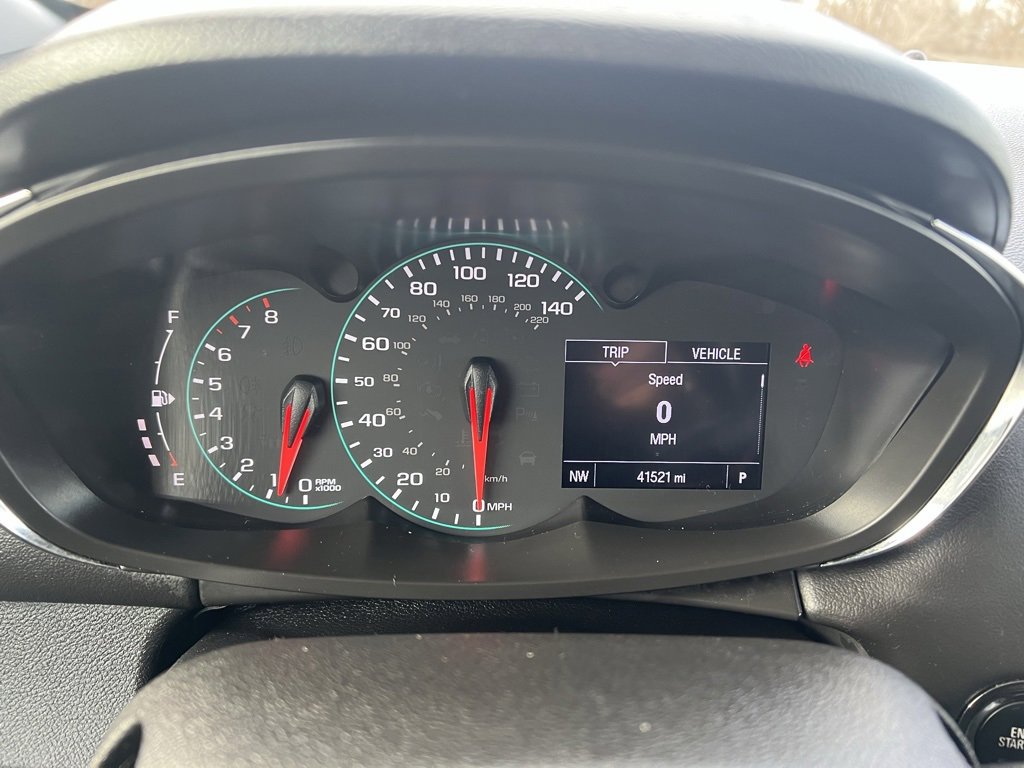Used 2020 Chevrolet Trax LT w/ LT Convenience Package image 29