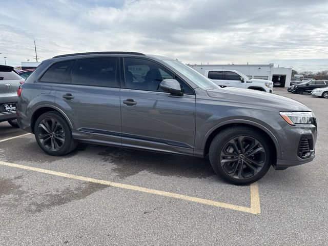 Used 2025 Audi Q7 3.0T Premium Plus image 9