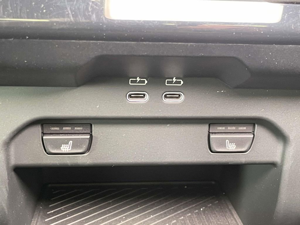 Used 2025 BMW 530i xDrive AWD/4WD image 21
