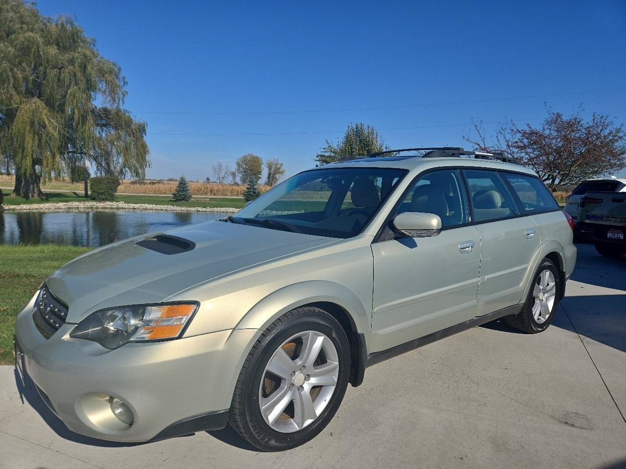 Used 2005 Subaru Outback 2.5XT Limited AWD/4WD image 1