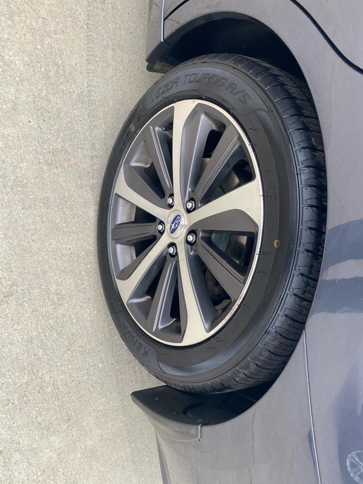 Used 2015 Subaru Legacy 3.6R Limited image 9