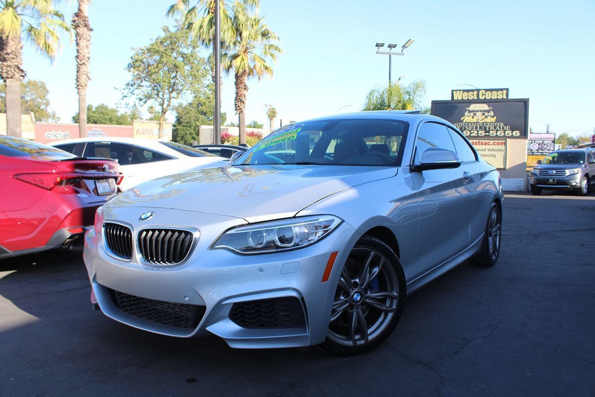 Used 2016 BMW M235i Coupe RWD image 32