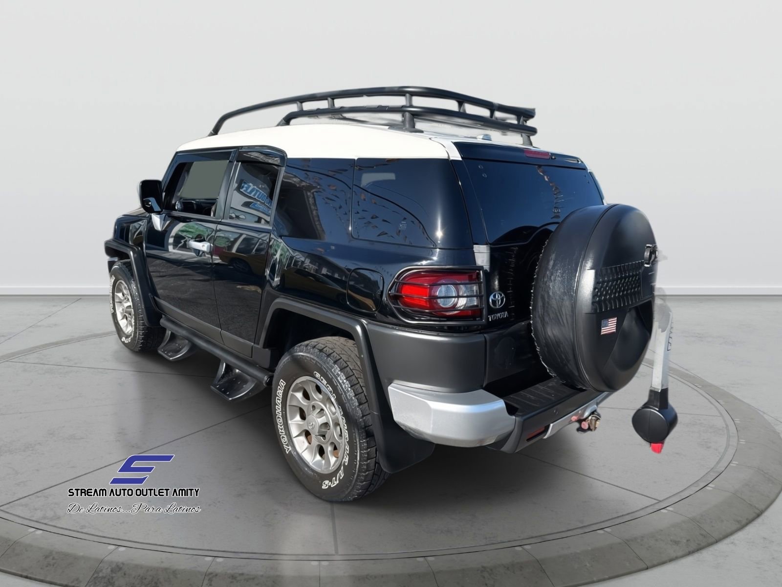 Used 2013 Toyota FJ Cruiser 4WD image 5