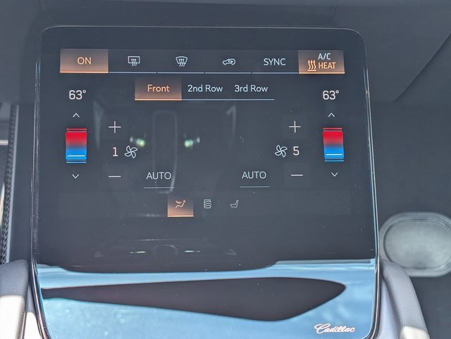 New 2026 Cadillac Vistiq Luxury w/ LPO, Floor Liner Package image 15