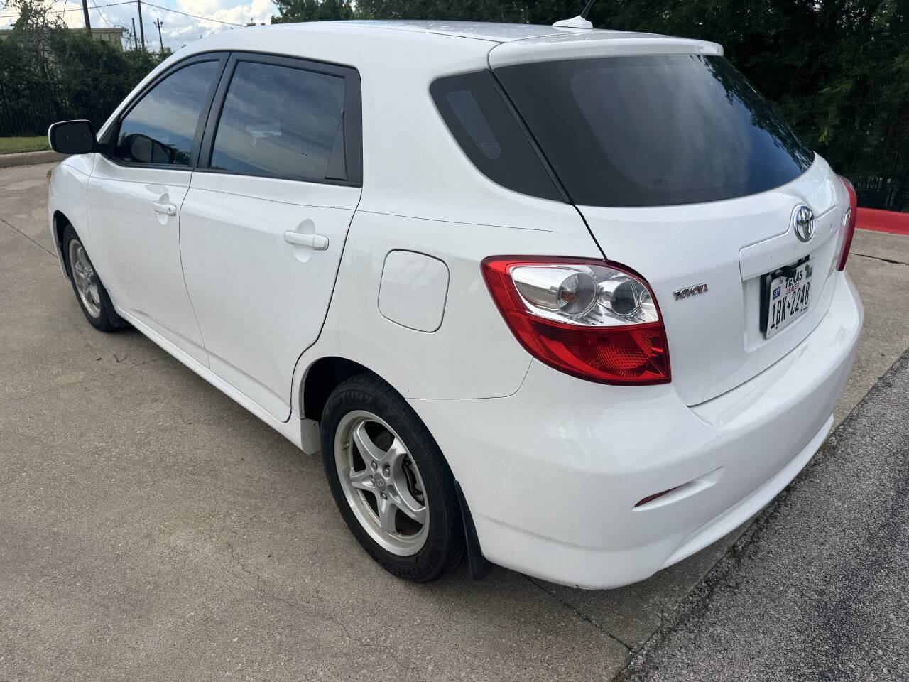 Used 2009 Toyota Matrix FWD image 5