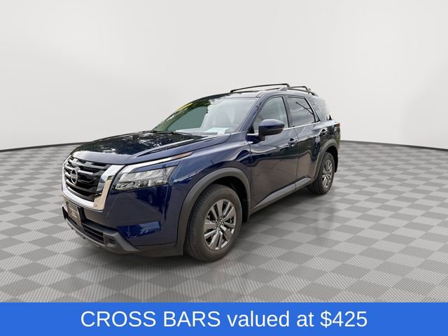 Used 2025 Nissan Pathfinder SV w/ SV Premium Package AWD/4WD image 4