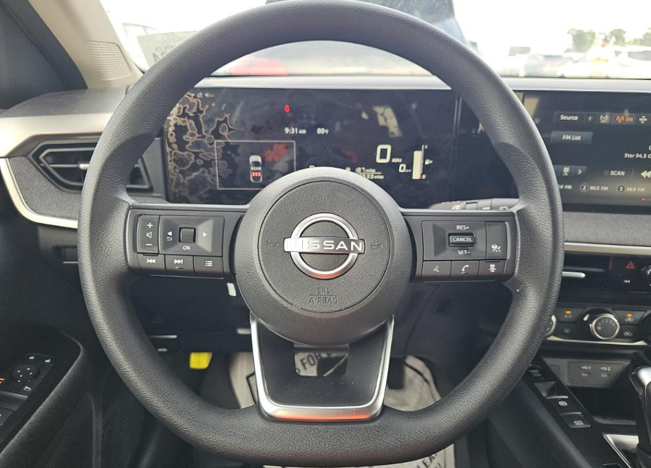 Used 2025 Nissan Kicks SV FWD image 14