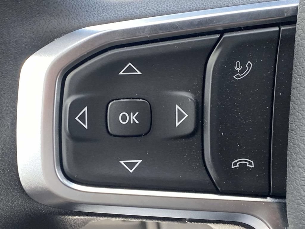 New 2026 RAM 3500 Big Horn AWD/4WD image 28