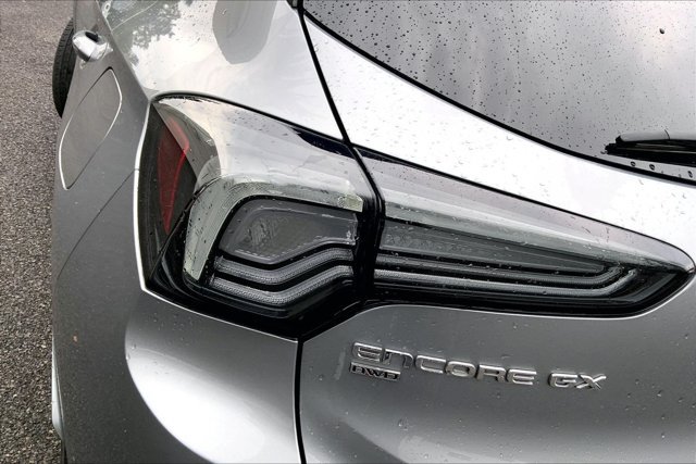 Used 2024 Buick Encore GX Avenir w/ Avenir Convenience Package AWD/4WD image 28