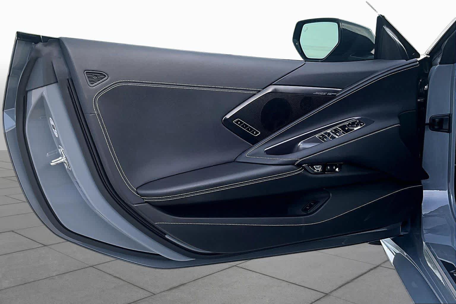 Used 2025 Chevrolet Corvette Stingray Preferred Conv w/ Z51 Performance Package RWD image 19