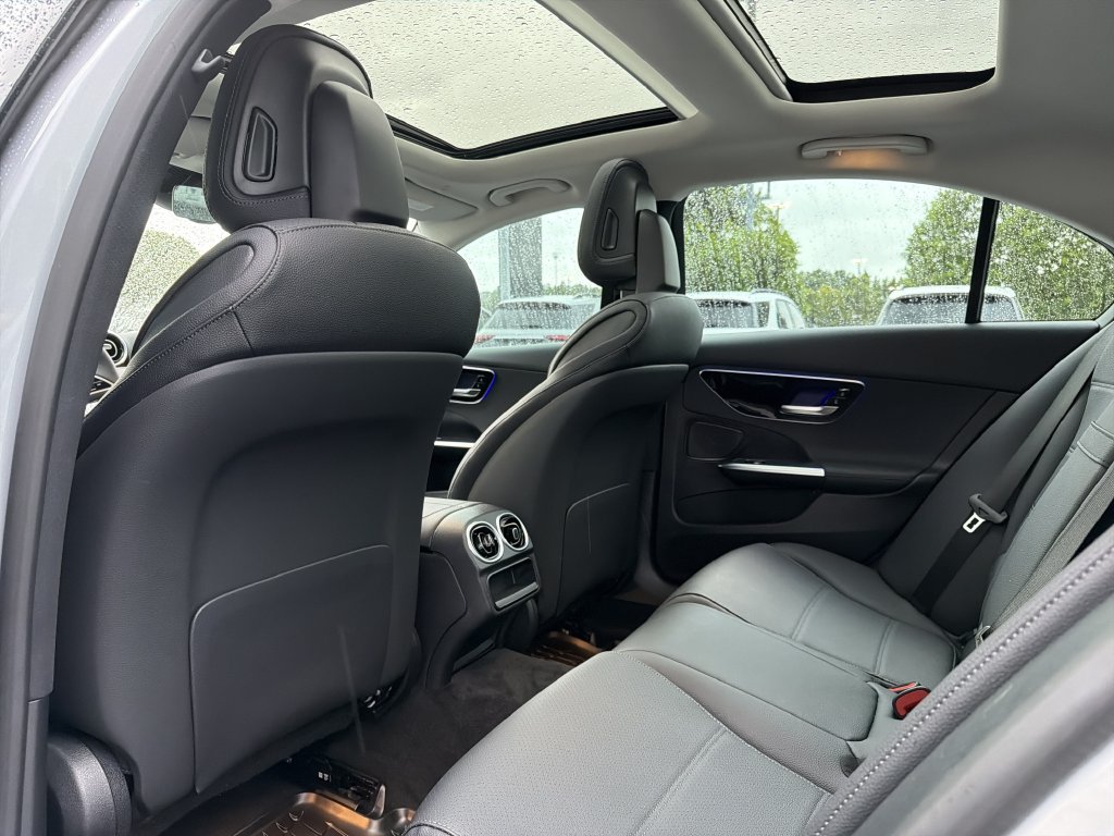 Certified 2026 Mercedes-Benz C 300 4MATIC Sedan image 18