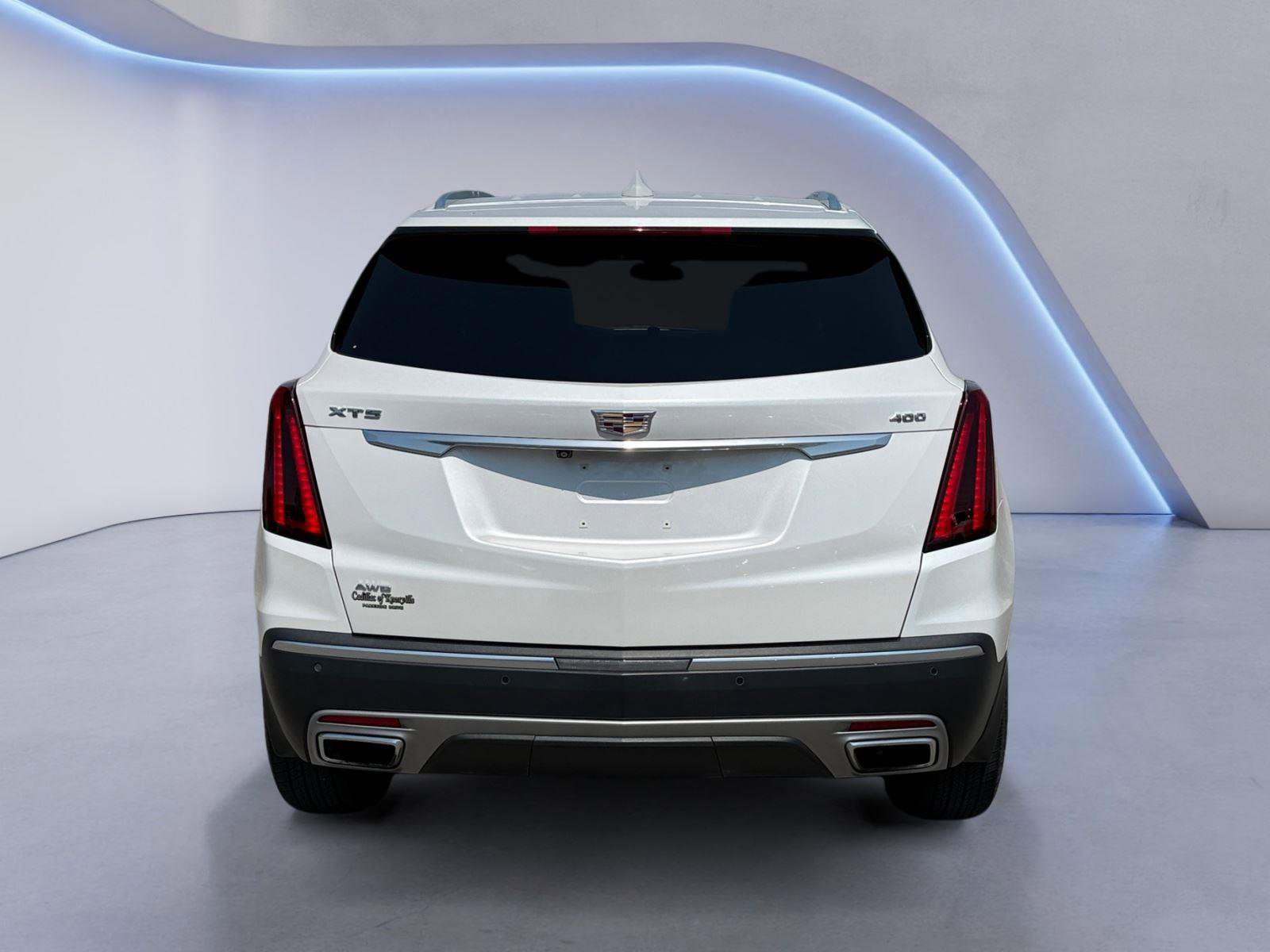 Used 2021 Cadillac XT5 Premium Luxury w/ LPO, Floor Liner Package AWD/4WD image 6