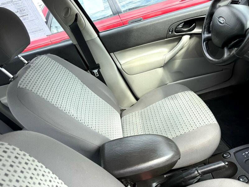 Used 2006 Ford Focus SES image 14