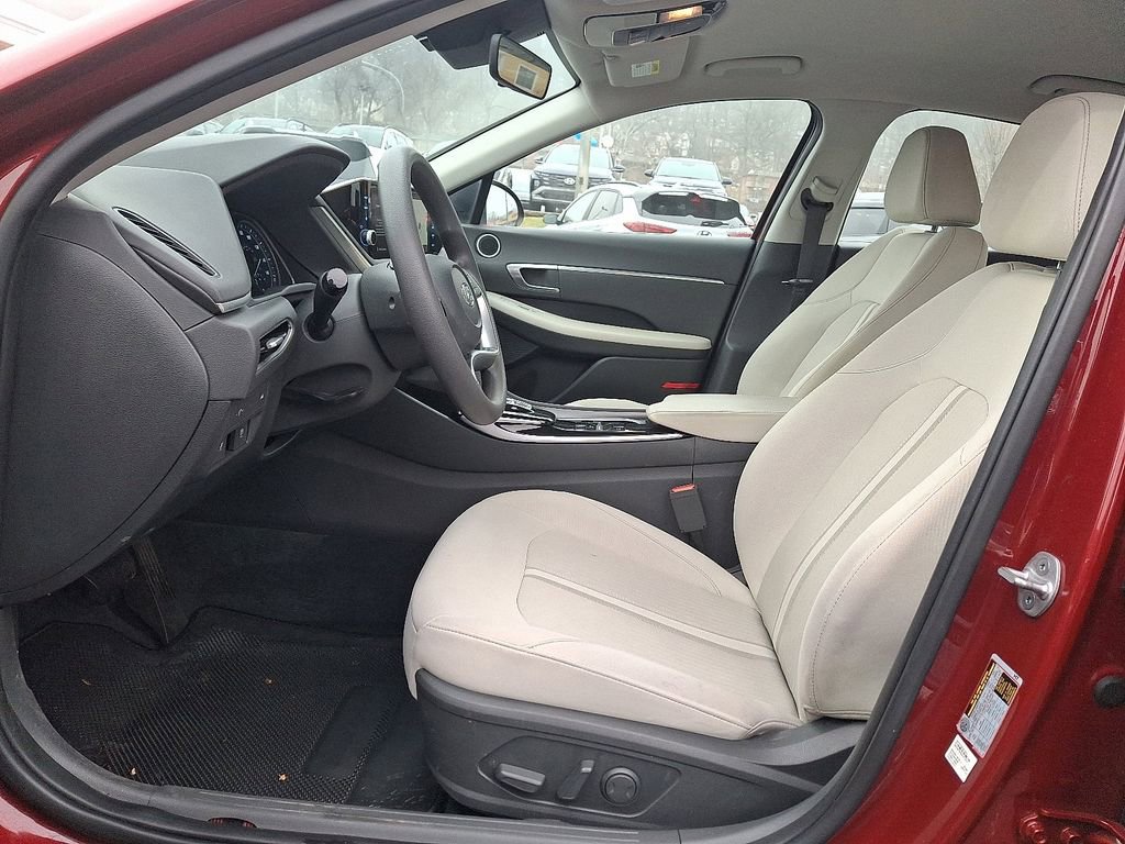Used 2023 Hyundai Sonata SEL image 14