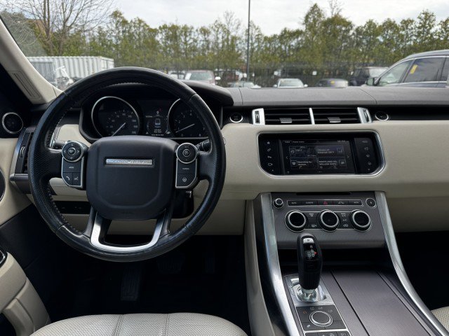 Used 2016 Land Rover Range Rover Sport HSE AWD/4WD image 32