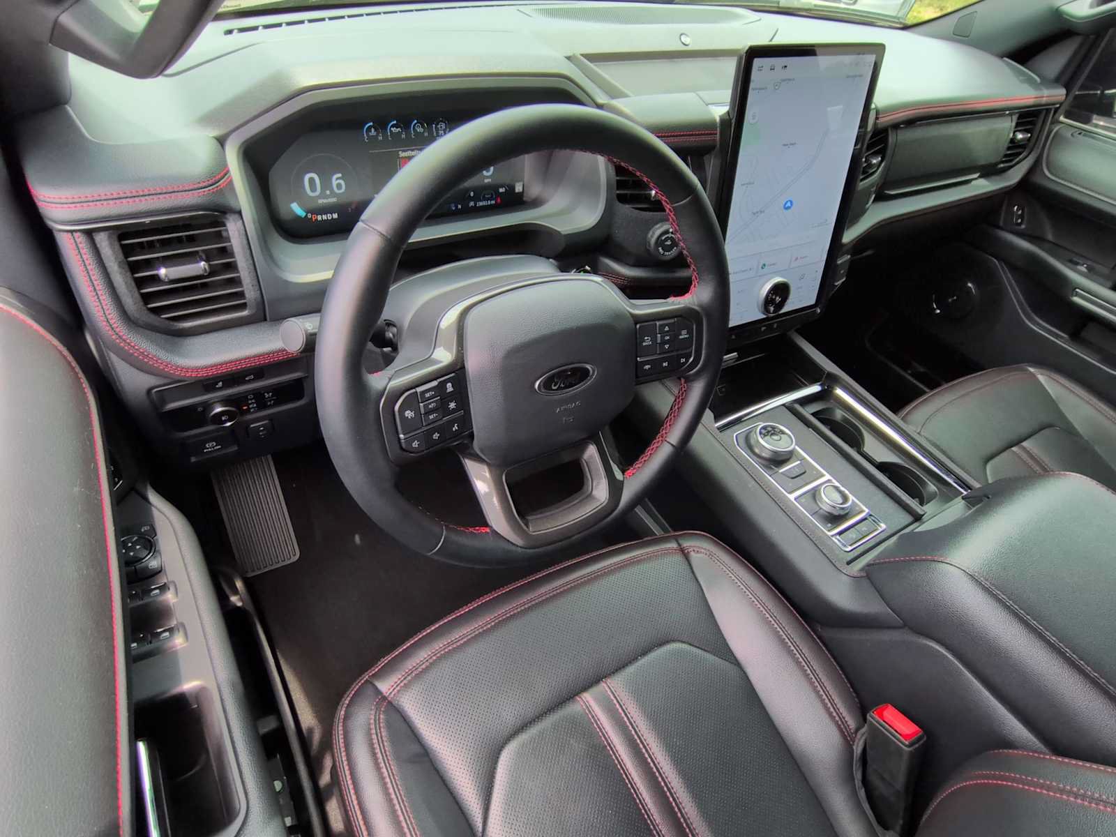 Used 2024 Ford Expedition Limited AWD/4WD image 10