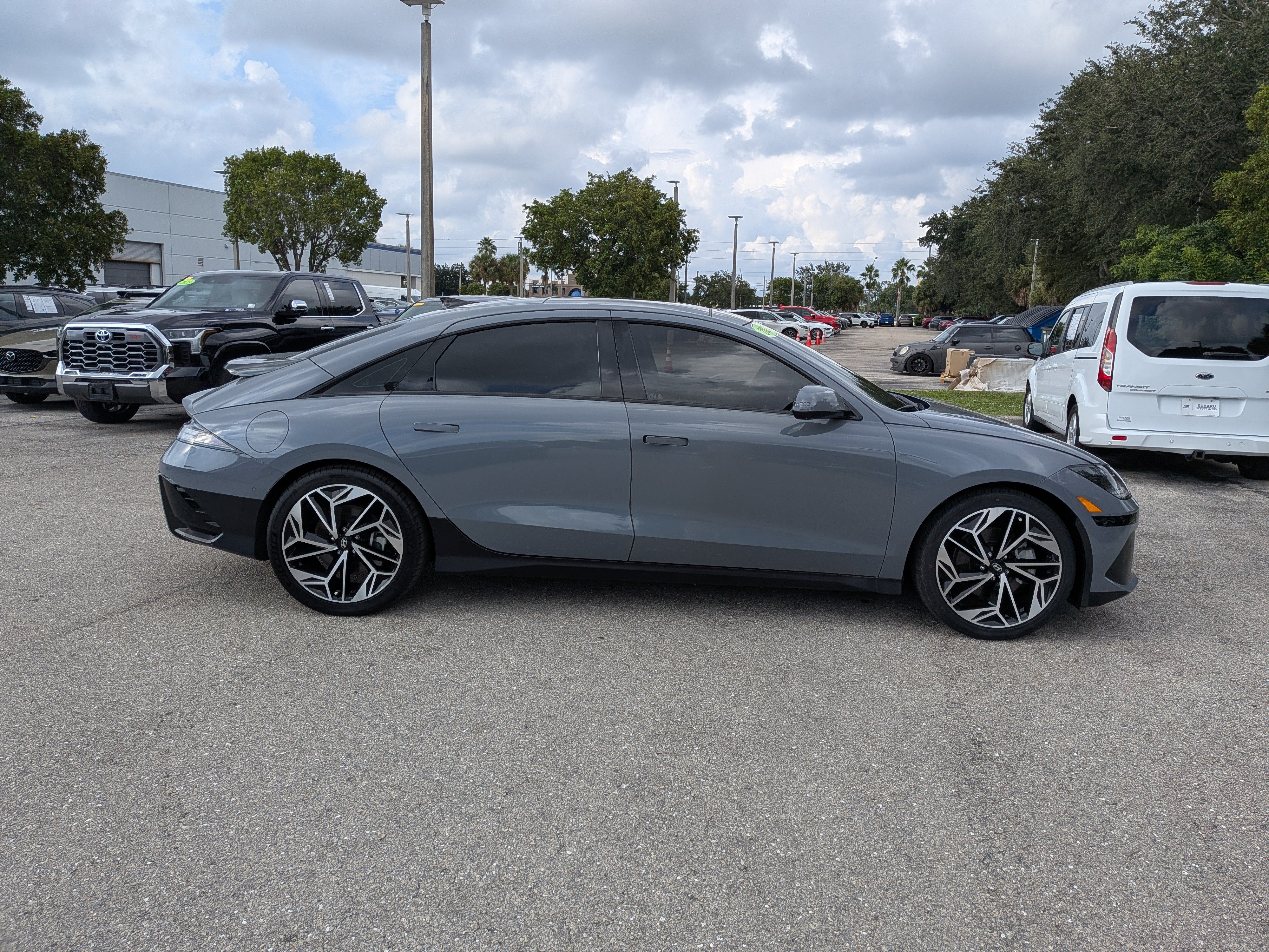 Used 2023 Hyundai Ioniq 6 Limited w/ Cargo Package RWD image 3