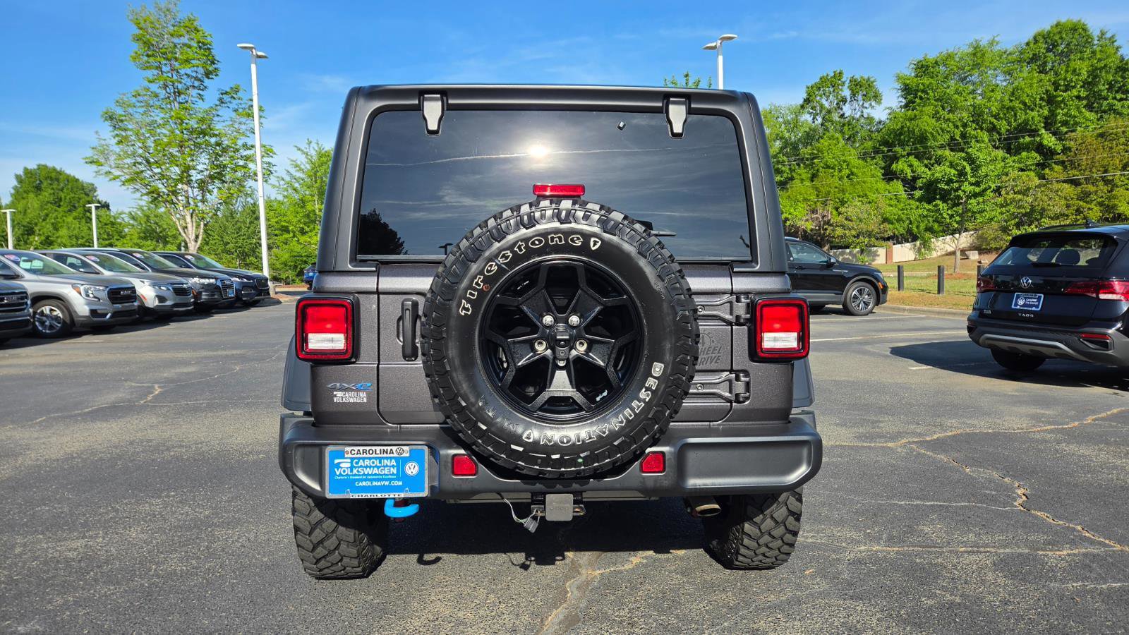 Used 2023 Jeep Wrangler Unlimited w/ Cold Weather Group image 5