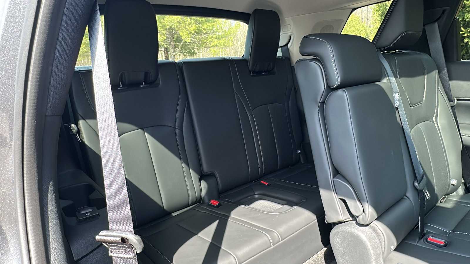 New 2025 INFINITI QX60 Luxe w/ Lighting Package (N94) image 11
