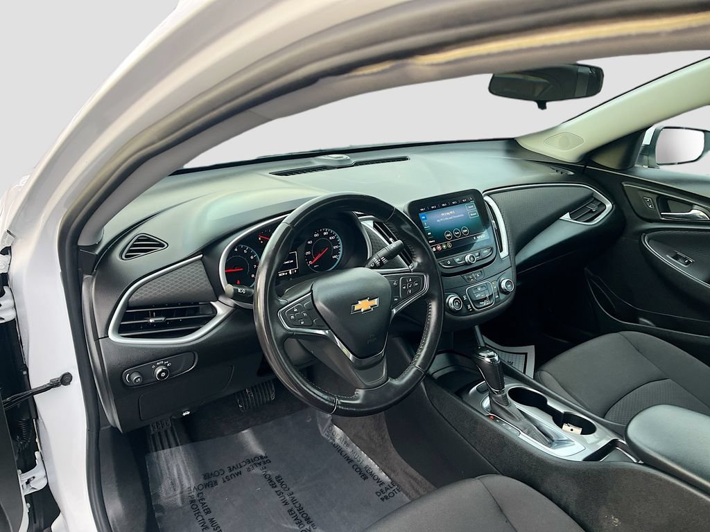 Used 2020 Chevrolet Malibu RS FWD image 9