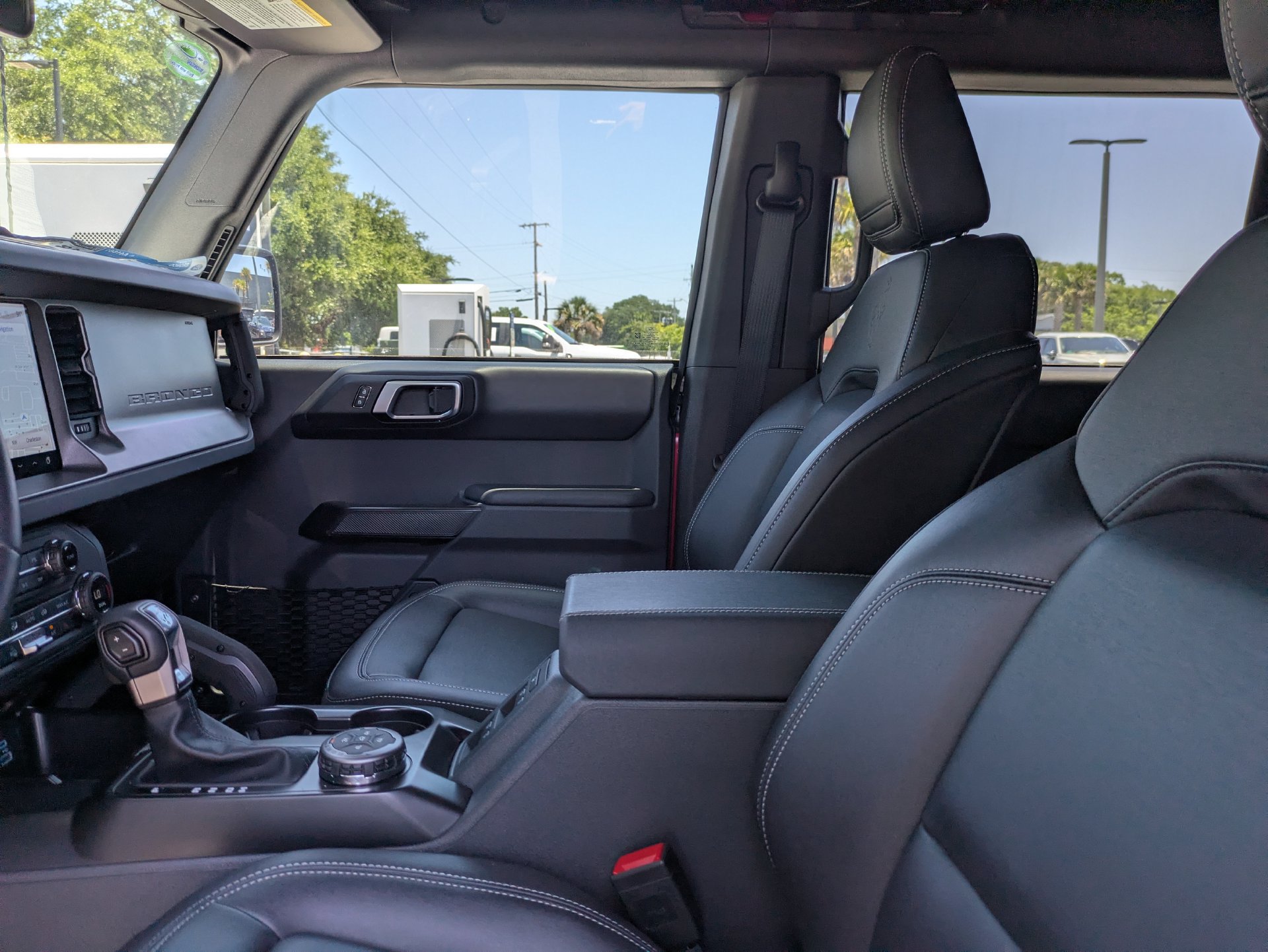 New 2025 Ford Bronco Badlands AWD/4WD image 20