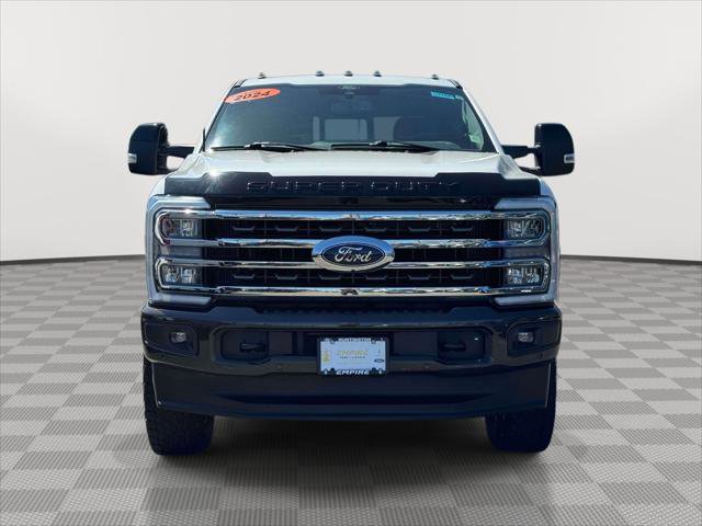 Used 2024 Ford F350 King Ranch w/ FX4 Off-Road Package AWD/4WD image 2