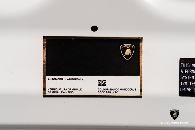 Used 2024 Lamborghini Huracan EVO image 7