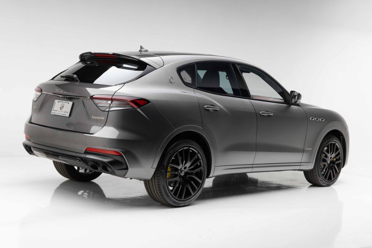 Used 2021 Maserati Levante S GranSport AWD/4WD image 11