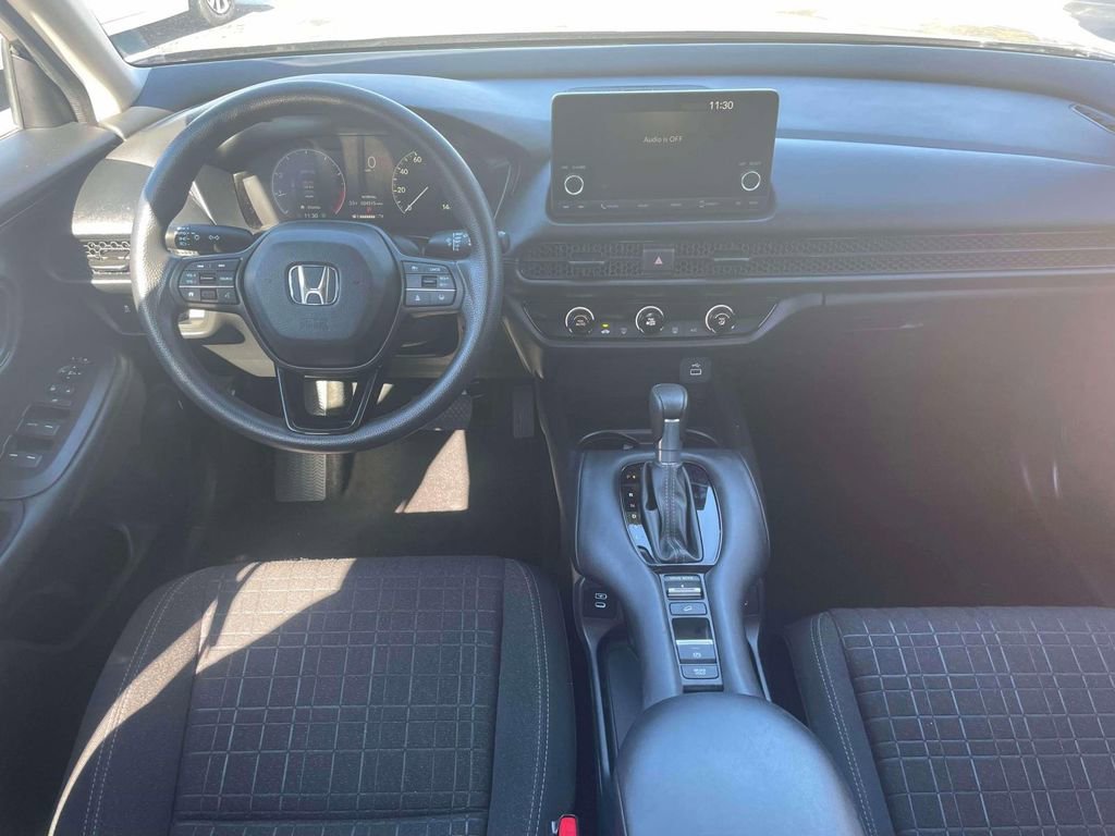 Certified 2024 Honda HR-V LX image 11