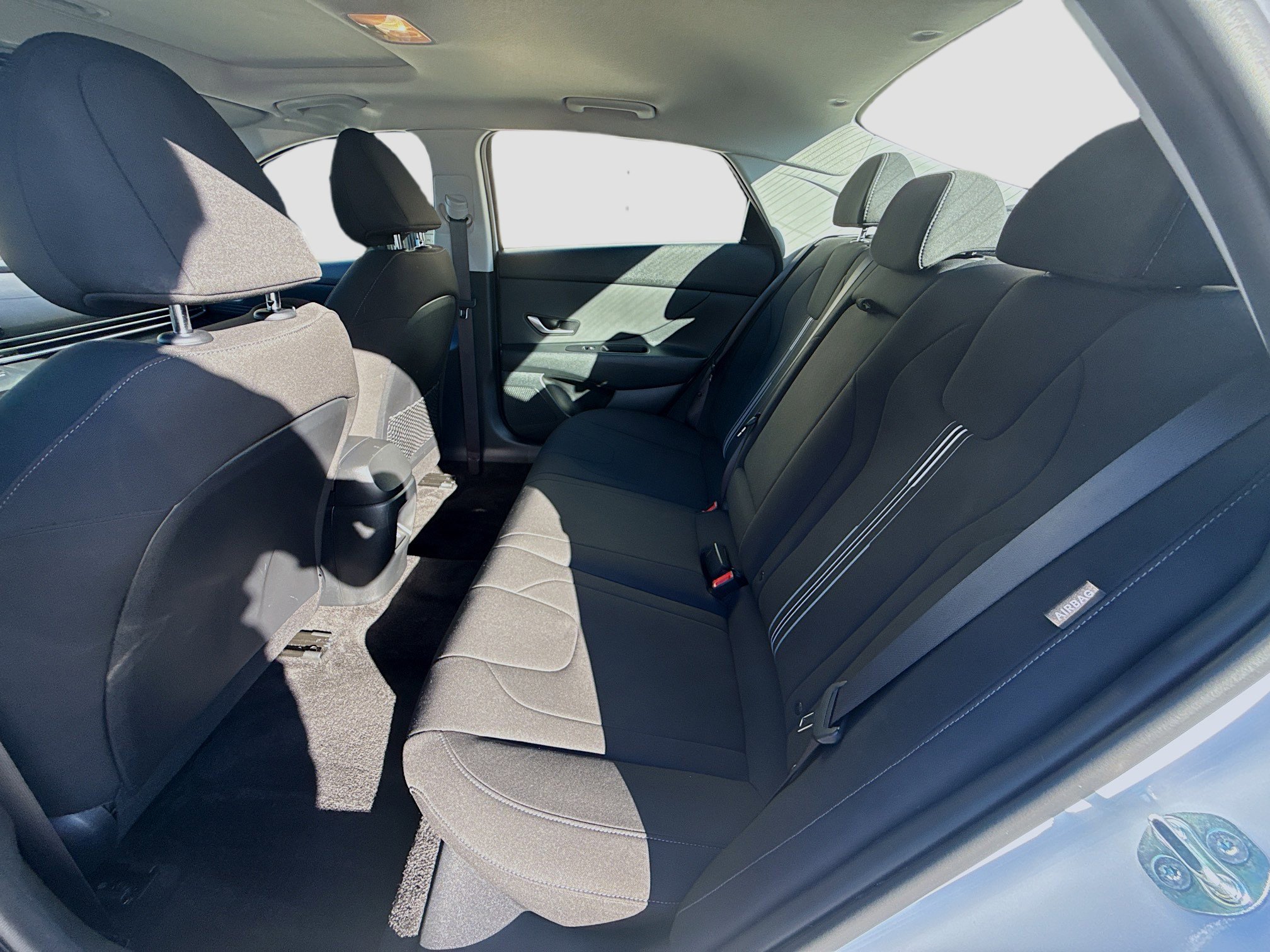 Used 2025 Hyundai Elantra SEL FWD image 23