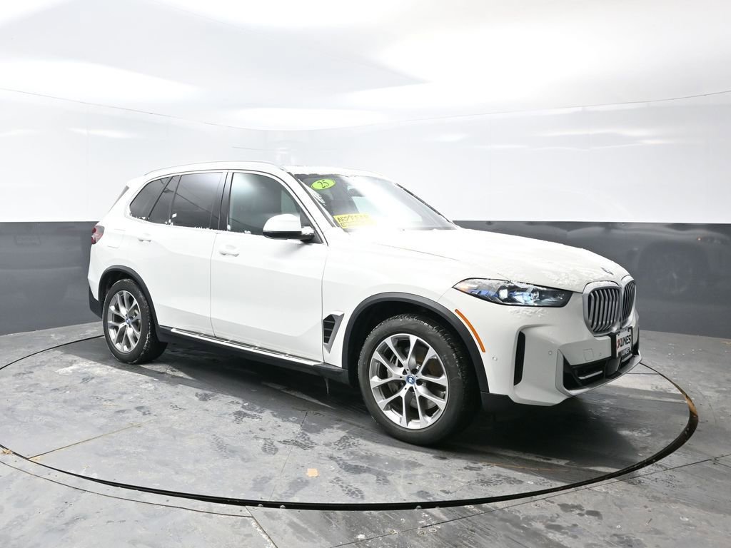 Used 2025 BMW X5 xDrive50e image 6