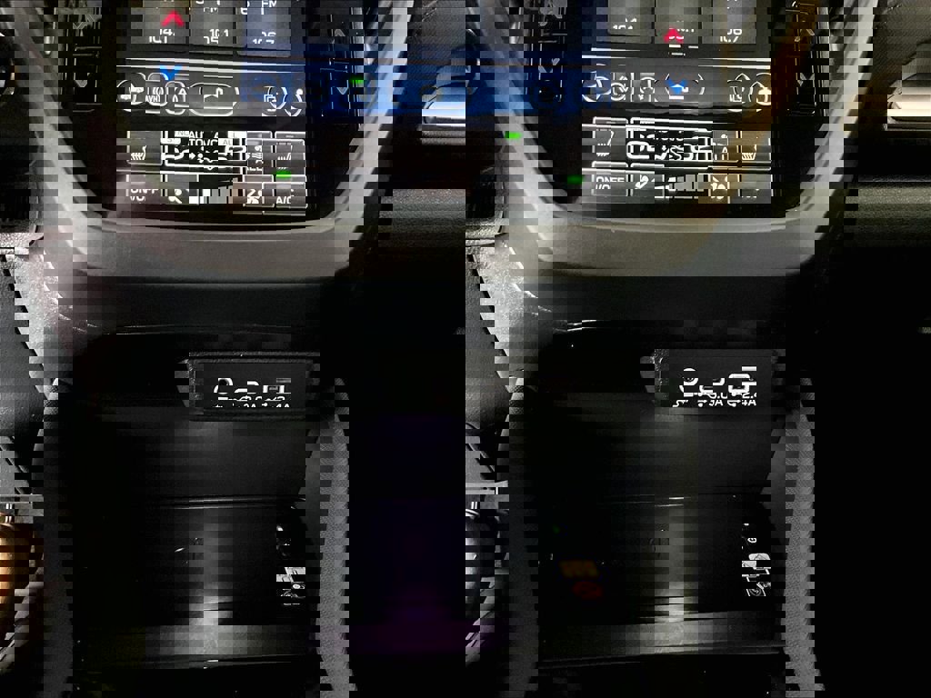 Used 2025 Subaru Forester Premium AWD/4WD image 26