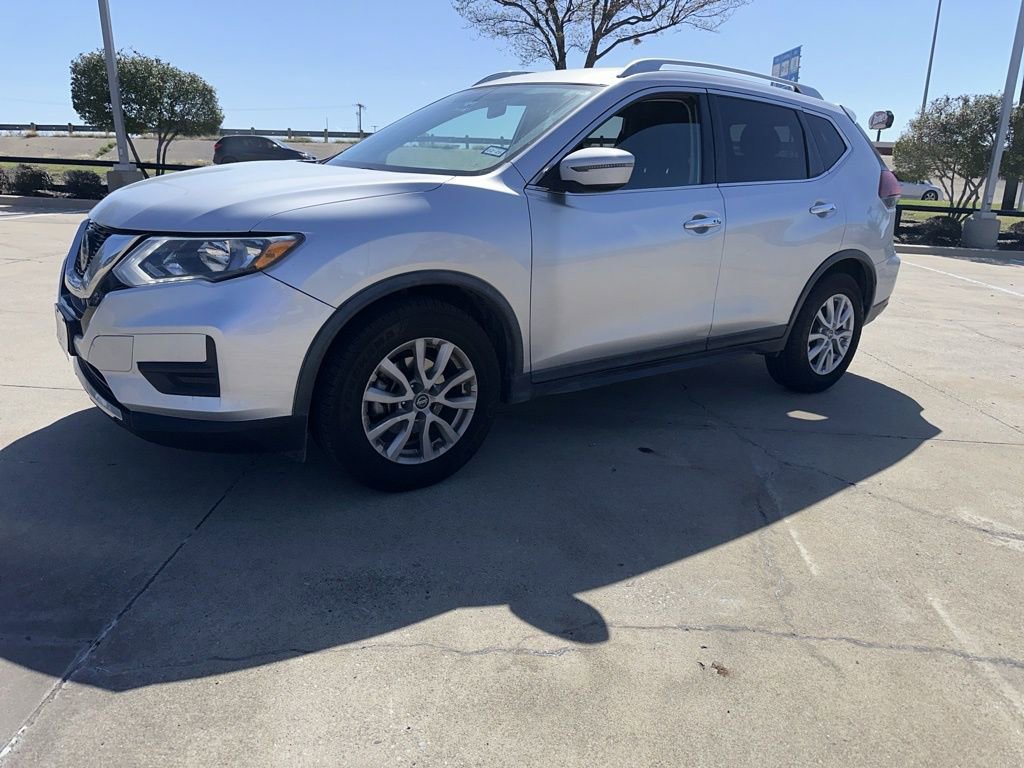 Used 2018 Nissan Rogue SV image 6