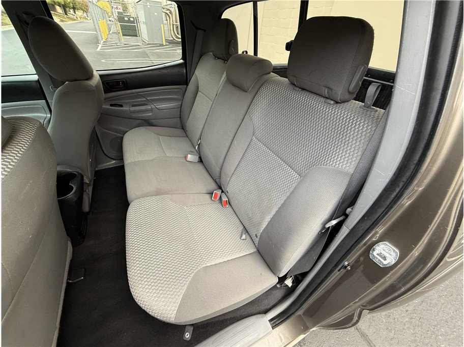 Used 2013 Toyota Tacoma 2WD Double Cab image 13